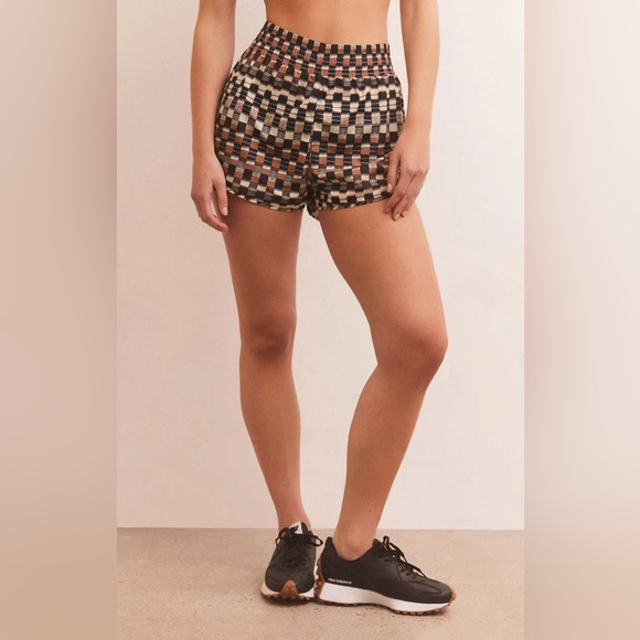 Z Supply Sprinter Check Athletic Shorts - Picture 1 of 3
